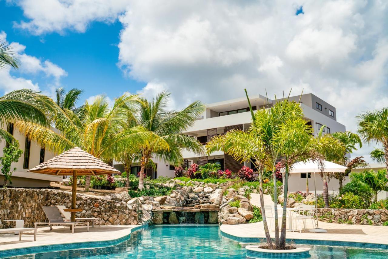 Jan Sofat Lux Resort 빌렘스타트 외부 사진